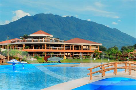 resorts in camarines sur philippines|Haciendas De Naga Resort and Master Planned .
